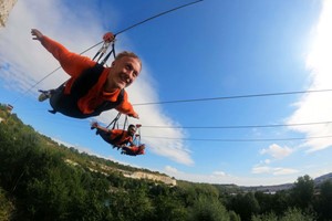 Hangloose at Bluewater – Skywire for Two Image 2