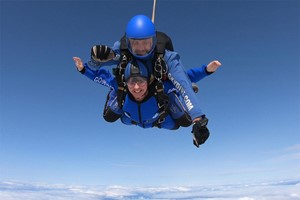 Tandem Skydive in Wiltshire picture